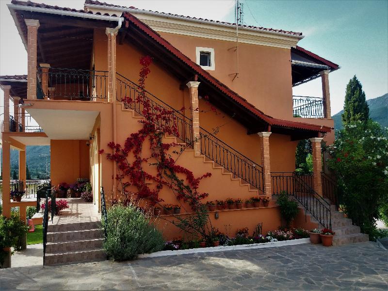 Ziogas Luxury Apartment's 5* Dassia (Corfu)